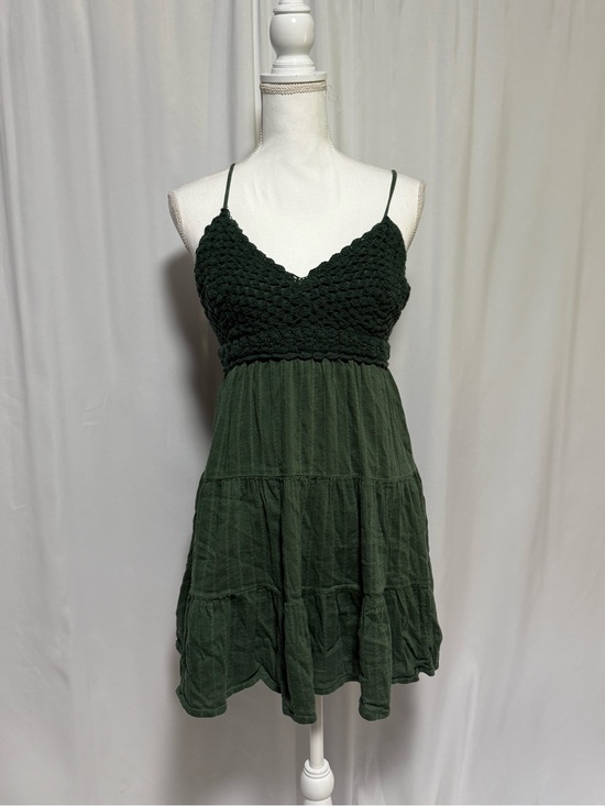 aerie Dresses & Skirts - Aerie Green Crochet Tiered Mini Dress Size L Summer Beach